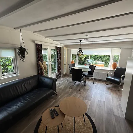 شقة Romantic Veluwe With Private Hot Tub And Fully Fenced Garden *