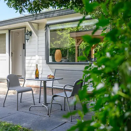 Romantic Veluwe With Private Hot Tub And Fully Fenced Garden Apartment