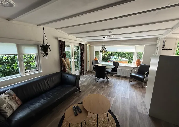 公寓 Luxe Veluwe Private Hottub - Romantic Getaway - Veluwe *